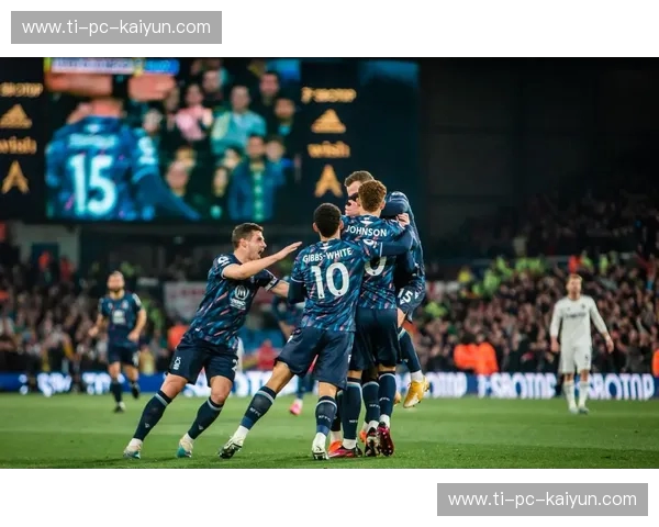 森林狼烟起，蓝月照古今：诺丁汉森林vs曼城，一场关于生存与荣耀的史诗对决